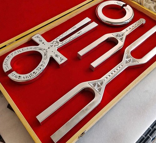 Gold ankh key - key, of