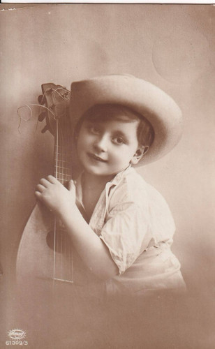Cartolina fotografica ragazzo